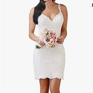 Lace wedding dress Beautiful never worn.